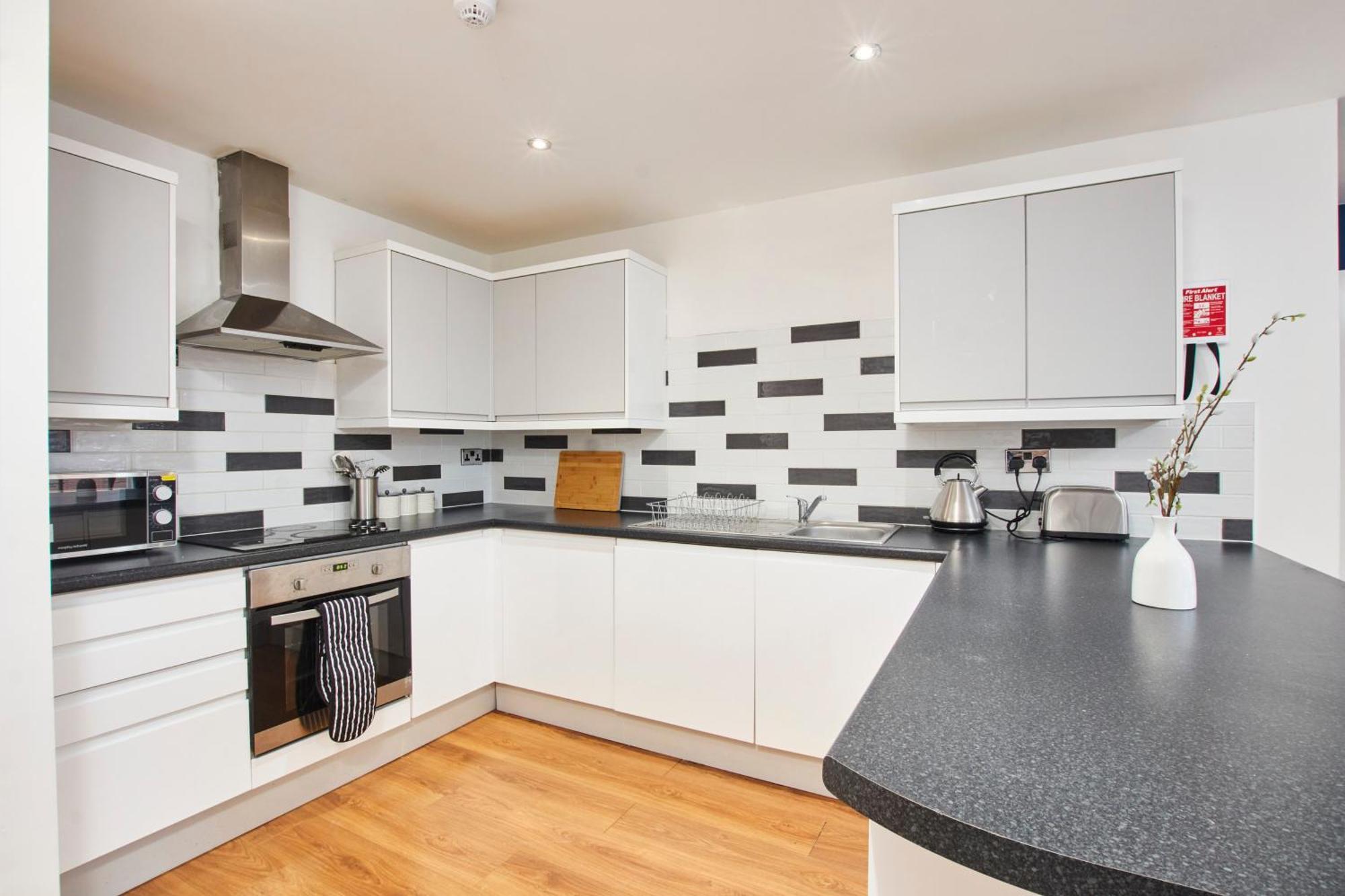 3 Bedroom, En - Perfect For Groups! Leeds (West Yorkshire)